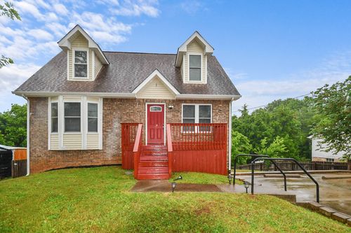 706 Green Valley Court, Clarksville, TN, 37042 | Card Image