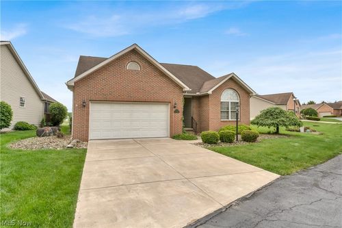 144 Royal Troon Drive Se, Warren, OH, 44484 | Card Image