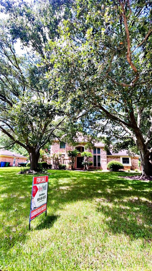 1600 Azalea St, Sweeny, TX, 77480-1010 | Card Image