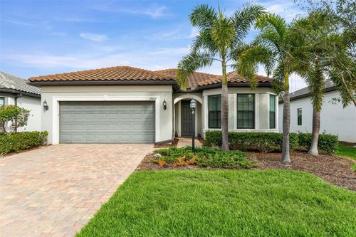 17907 Eastbrook Ter, LAKEWOOD RANCH, FL, 34202-2301 | Card Image