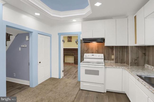 511 E Main St, House other with 5 bedrooms, 2 bathrooms and null parking in MIDDLEBURG PA | Image 15