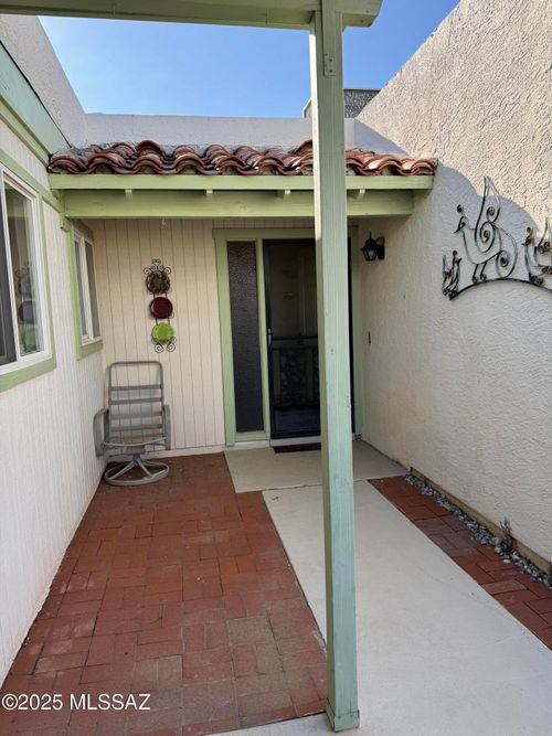 349 N Calle De Las Profetas, Green Valley, AZ, 85614-3015 | Card Image