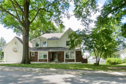 1005 Johnston Dr, Raymore, MO, 64083-9011 | Card Image