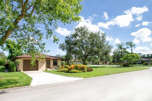 99-6504 Heritage Ln, Bradenton, FL, 34209-7444 | Card Image