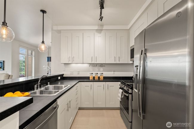 APT-106 - 61 Pine St, Condo with 1 bedrooms, 1 bathrooms and 1 parking in Edmonds WA | Image 13