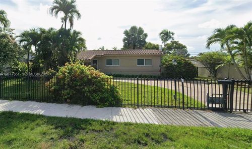 1435 Sw 78th Court, Miami, FL, 33144 | Card Image