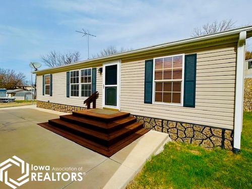 212 Cottage Ln, Montezuma, IA, 50171-8486 | Card Image