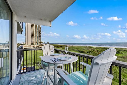 412-415 E Beach Drive, Galveston, TX, 77550 | Card Image