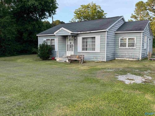 5509 Glade Rd, Anniston, AL, 36206-1636 | Card Image