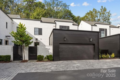 9004 Tynecastle Commons Ct, Charlotte, NC, 28226-7100 | Card Image