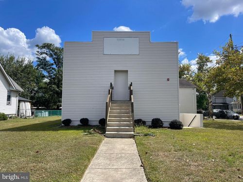 510 W Broad St, Palmyra, NJ, 08065-1444 | Card Image