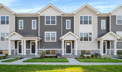 963 Briar Glen Court, Townhouse with 3 bedrooms, 2 bathrooms and 2 parking in Hampshire IL | Image 1