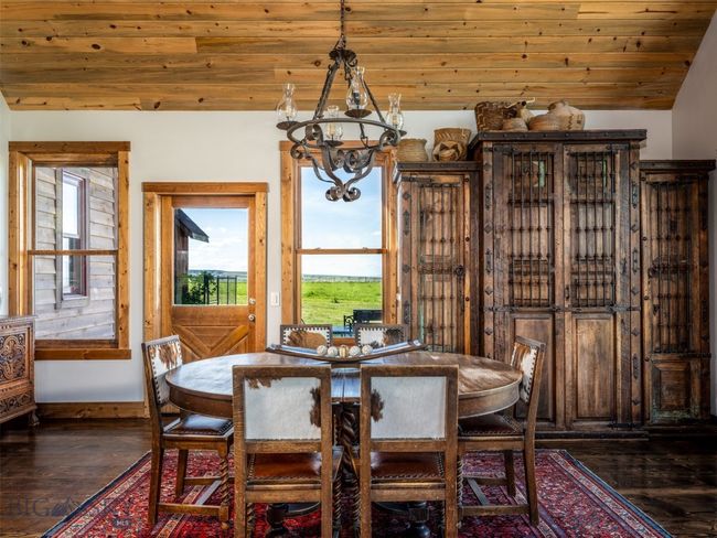 Dining | Image 12