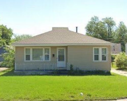 607 Yale Ave, Tulsa, OK, 74112-2837 | Card Image