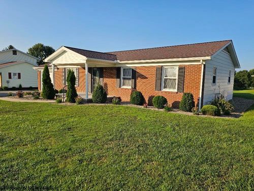 124 Fairlawn Dr, Buckhannon, WV, 26201-3509 | Card Image