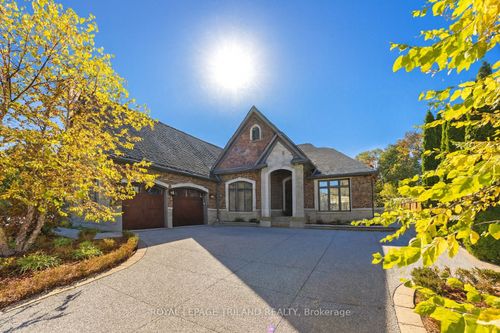 2259 Waterside Terr, London, ON, N6G0M1 | Card Image