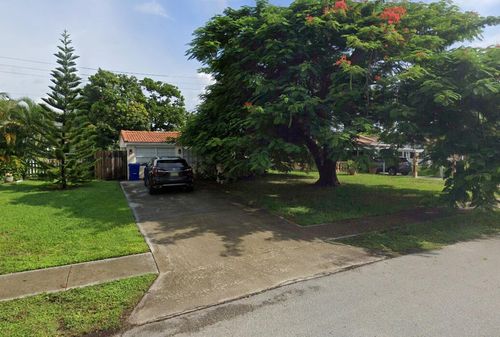 1435 Ne 182nd St, North Miami Beach, FL, 33162-1346 | Card Image