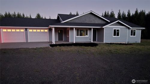 400 E Mclane Cove Dr, Grapeview, WA, 98546-8902 | Card Image