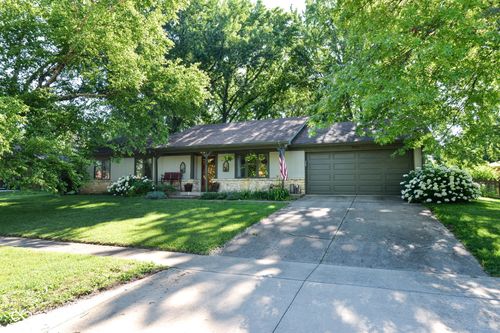 1085 Waterford Dr, Greenwood, IN, 46142-1022 | Card Image