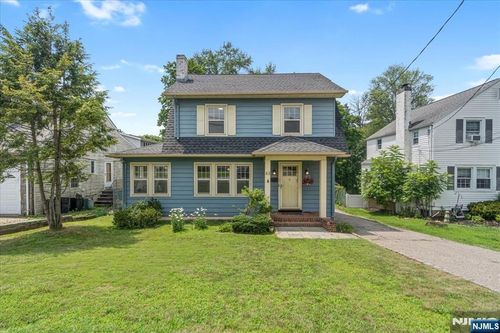 63 N Livingston Ave, Livingston, NJ, 07039-2114 | Card Image
