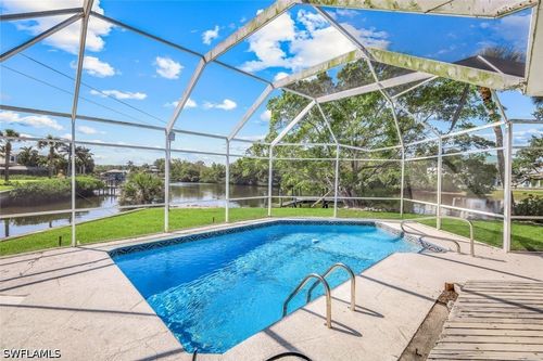 27151 Flossmoor Dr, BONITA SPRINGS, FL, 34135-4456 | Card Image