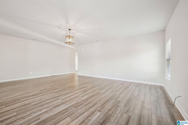 400 Ridgeview Cir, House other with 3 bedrooms, 2 bathrooms and null parking in JEMISON AL | Image 7