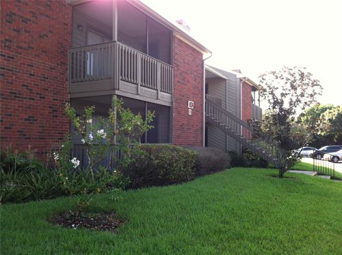 apt-203-9100 Dr Martin Luther King Jr St N, St Petersburg, FL, 33702-3076 | Card Image