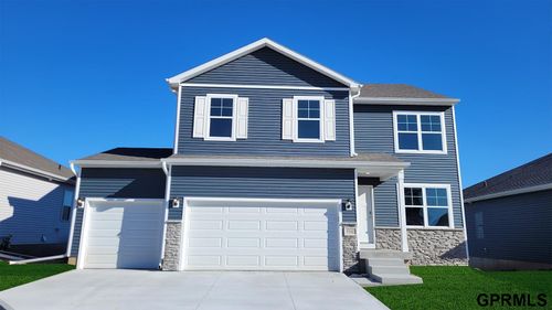 5533 N 186th Ave, Elkhorn, NE, 68022-6439 | Card Image