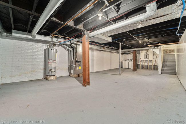 APT-2 - 8820 Joseph Campau St, Condo with 2 bedrooms, 2 bathrooms and null parking in Hamtramck MI | Image 19