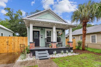 813 W Government St, House other with 2 bedrooms, 2 bathrooms and 1 parking in Pensacola FL | Image 3