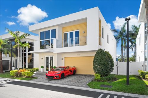 9830 Nw 74th Ter, Doral, FL, 33178-3393 | Card Image