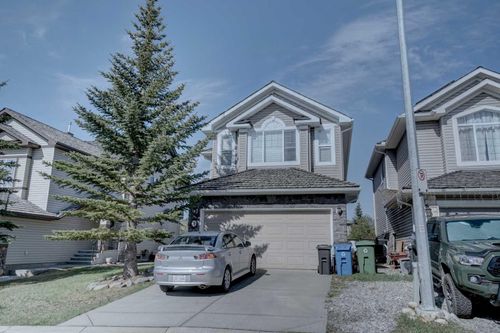 70 Glensummit Close, Cochrane, AB, T4C2K1 | Card Image