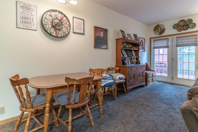 2912 W 4 Th St, Condo with 3 bedrooms, 2 bathrooms and null parking in Cedar Falls IA | Image 14