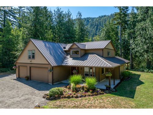 57214 E Marmot Rd, Sandy, OR, 97055-8746 | Card Image