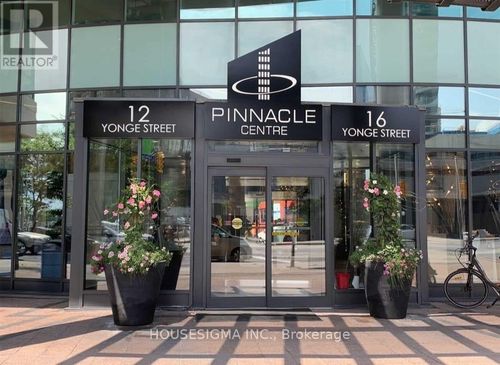 3606-16 Yonge Street, Toronto (Waterfront Communities), ON, M5E2A1 | Card Image