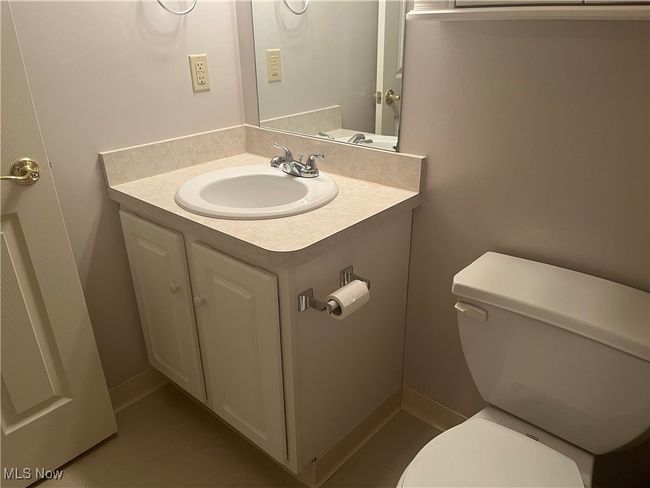 Vanity and Toilet in the 3rd Bathroom | Image 26