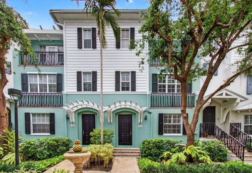 365 W Mallory Cir, Delray Beach, FL, 33483-5279 | Card Image