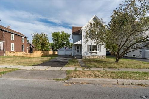 380 Brainard St, Watertown, NY, 13601-4004 | Card Image