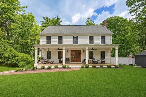8 Quail Run Rd, Norfolk, MA, 02056-1710 | Card Image
