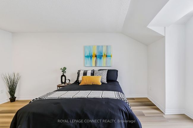 4 - 1050 Elton Way, House attached with 3 bedrooms, 3 bathrooms and 1 parking in Whitby ON | Image 35