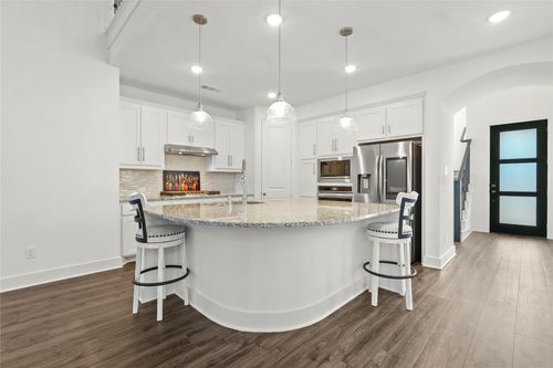 8224 Legacy Trl, Mckinney, TX, 75071-2379 | Card Image