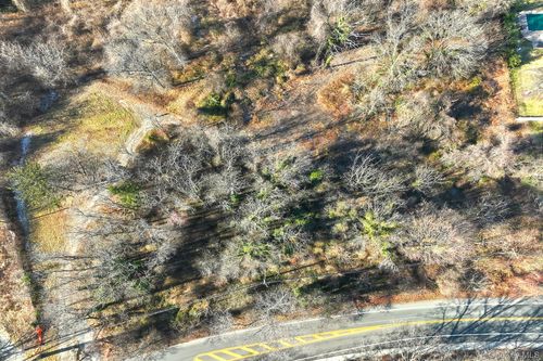 15 Vanderbilt Pkwy, Dix Hills, NY, 11746-5815 | Card Image