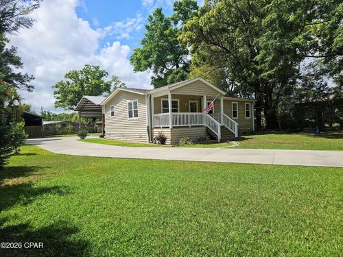 140 Donna S Pl, Wewahitchka, FL, 32465-7418 | Card Image
