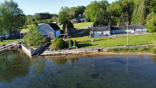 4472 Crescent Beach Rd, Onekama, MI, 49675-9714 | Card Image