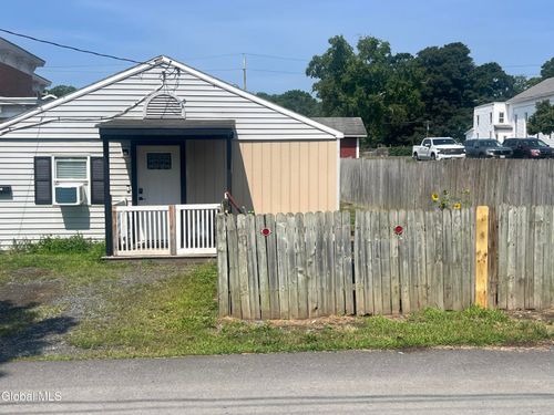 rear-46 Ferry St, Schuylerville, NY, 12871-1152 | Card Image