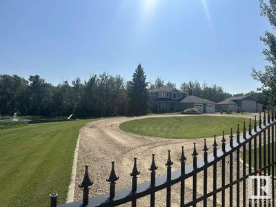 23027 Township Road 514, House other with 4 bedrooms, 4 bathrooms and 20 parking in Sherwood Park AB | Image 3