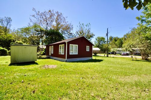 1807 Bell St, Dayton, TX, 77535-1609 | Card Image