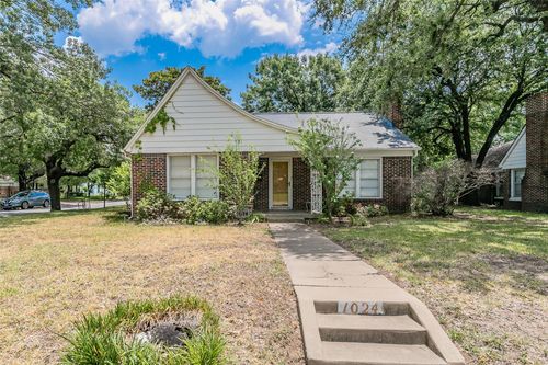 1024 Bonnie Brae Ave, Fort Worth, TX, 76111-4301 | Card Image