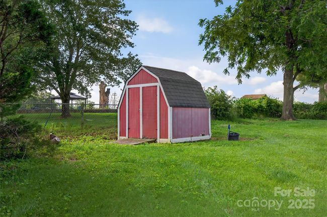 Storage Building | Image 26