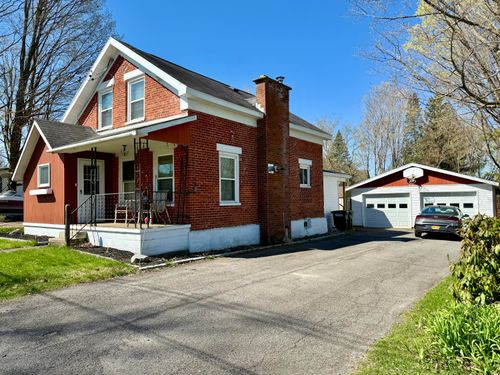 8 Franklin St, Chateaugay, NY, 12920-4410 | Card Image